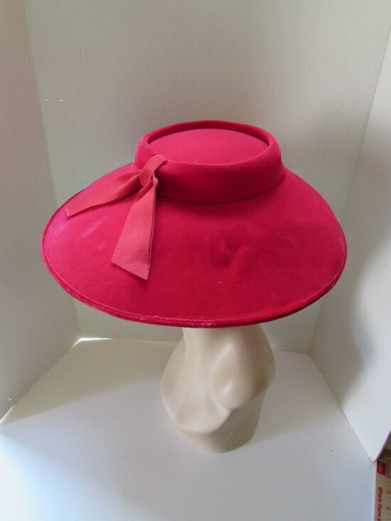 Mid Century Sunnyland Hat Cherry Red Velvet Wide Brim main image 10